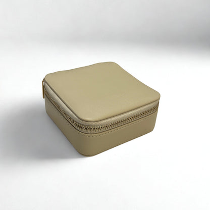 Jewelry CaseAplós Studio