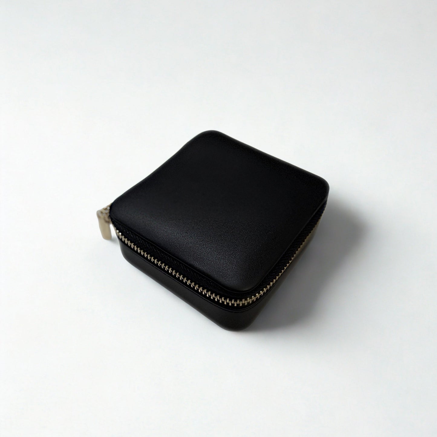 Jewelry CaseAplós Studio